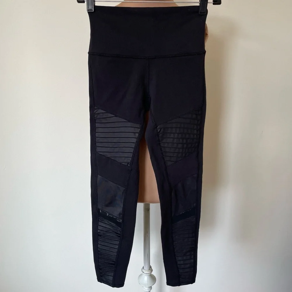 Alo Yoga 7/8 High Waist Moto Mesh Ribbed Panel Black Leggings Size XS